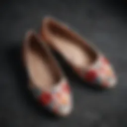 Elegant Floral Embroidered Flats
